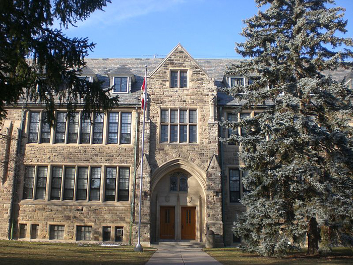 Loretto_Abbey_Catholic_Secondary_School_entrance,_Toronto.JPG
