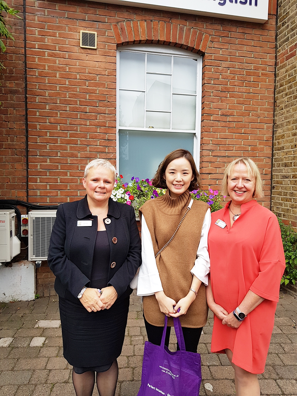 2017 영국 텐 WES.jpg